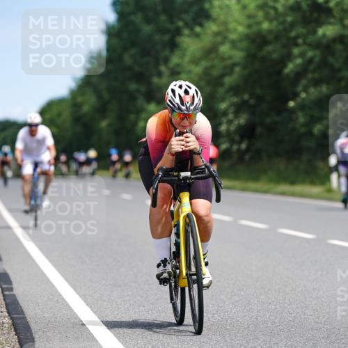 21.06.2026 - Viking Triathlon Michael Burmester http://msf.ph/oto/9869087 21.06.2026 12:26:12 Radfahren 211, 230, 232, 276, 312, 510, 635, 638 meine-sportfotos.de