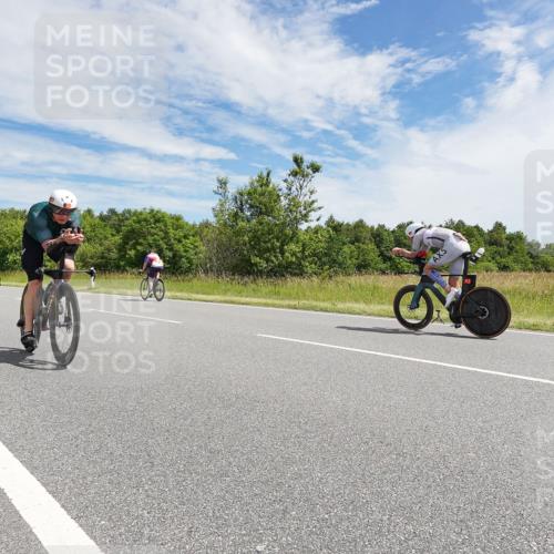 21.06.2026 - Viking Triathlon Michael Burmester http://msf.ph/oto/9869098 21.06.2026 11:56:10 Radfahren 14, 133, 133, 262, 341, 405, 432, 436, 439, 486, 487, 506, 533 meine-sportfotos.de