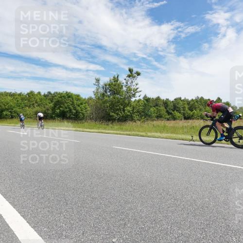 21.06.2026 - Viking Triathlon Michael Burmester http://msf.ph/oto/9869125 21.06.2026 11:56:20 Radfahren 18, 131, 133, 321, 334, 341, 405, 432, 436, 487, 506, 533, 533 meine-sportfotos.de