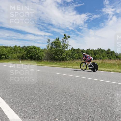 21.06.2026 - Viking Triathlon Michael Burmester http://msf.ph/oto/9869178 21.06.2026 11:57:01 Radfahren 225, 253, 329, 388, 469, 630 meine-sportfotos.de