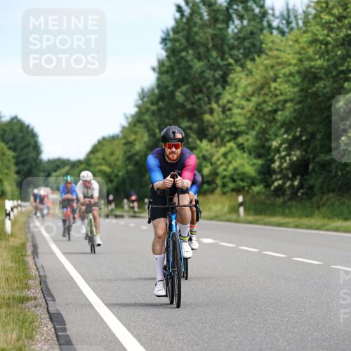 21.06.2026 - Viking Triathlon Michael Burmester http://msf.ph/oto/9869187 21.06.2026 12:26:58 Radfahren 72, 90, 118, 127, 218, 226, 266, 273, 330, 366, 411, 444, 554, 561, 625 meine-sportfotos.de