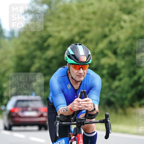 21.06.2026 - Viking Triathlon Michael Burmester http://msf.ph/oto/9869225 21.06.2026 12:27:06 Radfahren 38, 90, 118, 218, 266, 273, 330, 366, 411, 444, 444, 554, 561, 639 meine-sportfotos.de