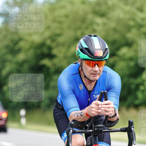 21.06.2026 - Viking Triathlon Michael Burmester http://msf.ph/oto/9869229 21.06.2026 12:27:06 Radfahren 38, 90, 118, 218, 266, 273, 330, 366, 411, 444, 444, 554, 561, 639 meine-sportfotos.de