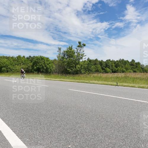 21.06.2026 - Viking Triathlon Michael Burmester http://msf.ph/oto/9869302 21.06.2026 11:58:52 Radfahren 31, 36, 105, 139, 208, 230, 230, 278, 310, 330, 358, 362, 371, 375, 551, 635, 635 meine-sportfotos.de