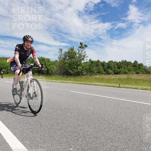 21.06.2026 - Viking Triathlon Michael Burmester http://msf.ph/oto/9869315 21.06.2026 11:58:54 Radfahren 31, 105, 139, 230, 230, 310, 330, 358, 362, 371, 375, 551, 635, 635, 638 meine-sportfotos.de