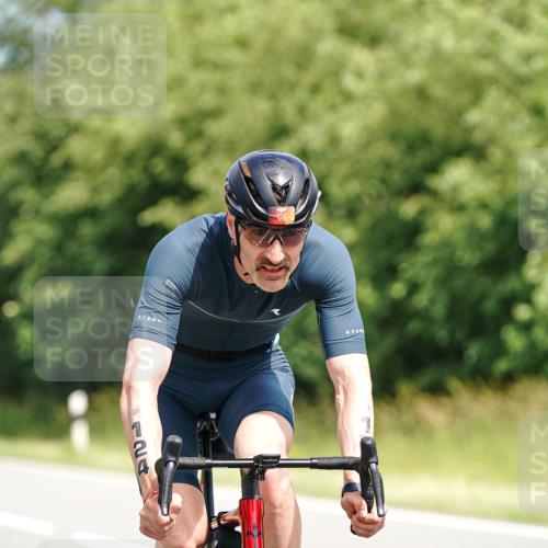 21.06.2026 - Viking Triathlon Michael Burmester http://msf.ph/oto/9869366 21.06.2026 12:27:57 Radfahren 63, 124, 155, 162, 257, 260, 269, 390, 545, 621 meine-sportfotos.de