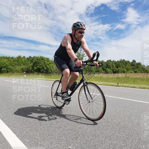 21.06.2026 - Viking Triathlon Michael Burmester http://msf.ph/oto/9869377 21.06.2026 11:59:38 Radfahren 91, 173, 222, 268, 306, 313, 350, 357, 440, 576 meine-sportfotos.de