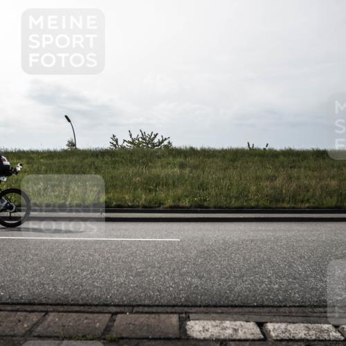 21.06.2026 - 29. Vierlanden-Triathlon H.Heesch http://msf.ph/oto/9869442 21.06.2026 09:05:18 Radfahren 9, 23, 111 meine-sportfotos.de