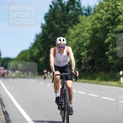 21.06.2026 - Viking Triathlon Michael Burmester http://msf.ph/oto/9869461 21.06.2026 12:29:12 Radfahren 78, 87, 95, 154, 317, 356, 386, 410, 459, 464, 542, 552, 555, 555, 619, 655, 661 meine-sportfotos.de