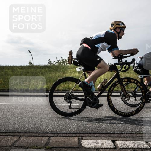 21.06.2026 - 29. Vierlanden-Triathlon H.Heesch http://msf.ph/oto/9869470 21.06.2026 09:06:06 Radfahren 94, 190, 191 meine-sportfotos.de