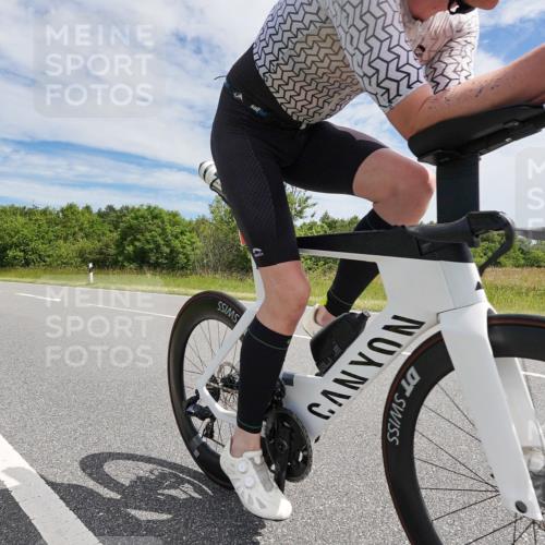 21.06.2026 - Viking Triathlon Michael Burmester http://msf.ph/oto/9869502 21.06.2026 12:01:12 Radfahren 30, 43, 82, 260, 323, 343, 390, 391, 472, 548, 555, 646 meine-sportfotos.de
