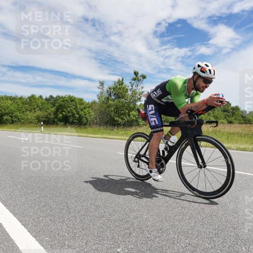 21.06.2026 - Viking Triathlon Michael Burmester http://msf.ph/oto/9869507 21.06.2026 12:01:26 Radfahren 13, 171, 390, 472, 540, 555, 646 meine-sportfotos.de