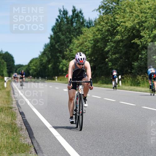 21.06.2026 - Viking Triathlon Michael Burmester http://msf.ph/oto/9869528 21.06.2026 12:29:35 Radfahren 78, 302, 386, 410, 526, 540, 555, 560, 617 meine-sportfotos.de