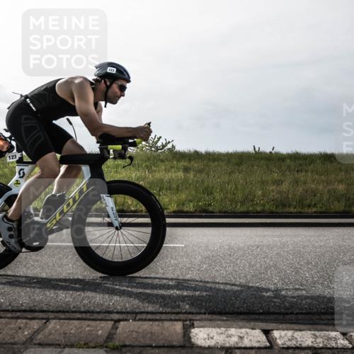 21.06.2026 - 29. Vierlanden-Triathlon H.Heesch http://msf.ph/oto/9869531 21.06.2026 09:08:52 Radfahren 123 meine-sportfotos.de
