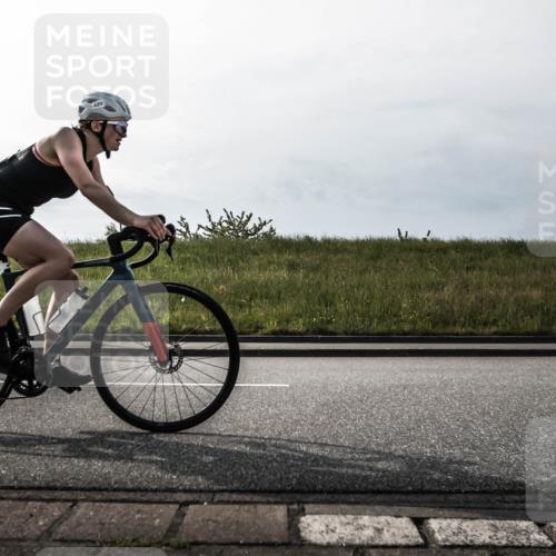21.06.2026 - 29. Vierlanden-Triathlon H.Heesch http://msf.ph/oto/9869569 21.06.2026 09:09:58 Radfahren 229, 231, 240 meine-sportfotos.de