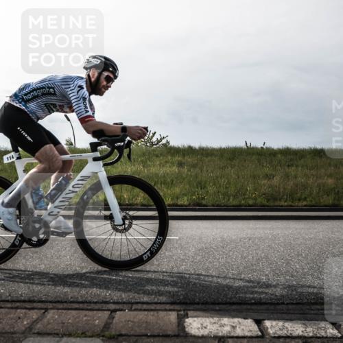 21.06.2026 - 29. Vierlanden-Triathlon H.Heesch http://msf.ph/oto/9869578 21.06.2026 09:10:14 Radfahren 3, 114, 211 meine-sportfotos.de
