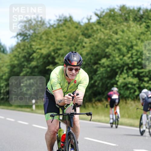 21.06.2026 - Viking Triathlon Michael Burmester http://msf.ph/oto/9869581 21.06.2026 12:29:53 Radfahren 66, 101, 168, 196, 220, 261, 302, 463, 529, 540, 613, 631 meine-sportfotos.de