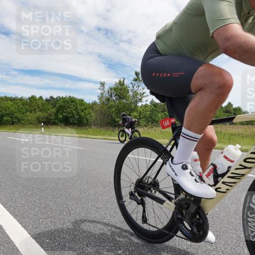21.06.2026 - Viking Triathlon Michael Burmester http://msf.ph/oto/9869590 21.06.2026 12:03:02 Radfahren 17, 127, 561, 644, 658 meine-sportfotos.de
