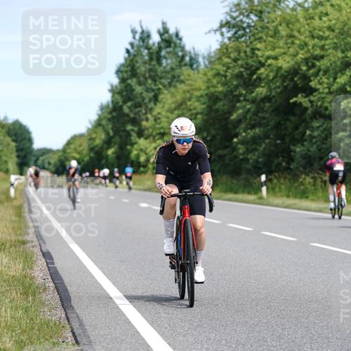 21.06.2026 - Viking Triathlon Michael Burmester http://msf.ph/oto/9869591 21.06.2026 12:29:54 Radfahren 66, 101, 168, 196, 220, 261, 302, 463, 529, 540, 613, 631 meine-sportfotos.de