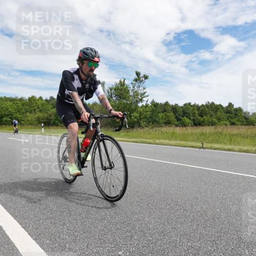 21.06.2026 - Viking Triathlon Michael Burmester http://msf.ph/oto/9869602 21.06.2026 12:03:19 Radfahren 65, 74, 102, 103, 161, 176, 238, 270, 271, 271, 426, 565, 569, 631 meine-sportfotos.de