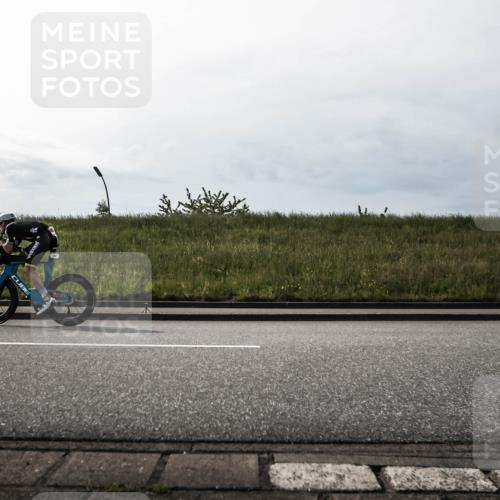 21.06.2026 - 29. Vierlanden-Triathlon H.Heesch http://msf.ph/oto/9869610 21.06.2026 09:10:55 Radfahren 37, 76, 79, 158, 168, 283 meine-sportfotos.de