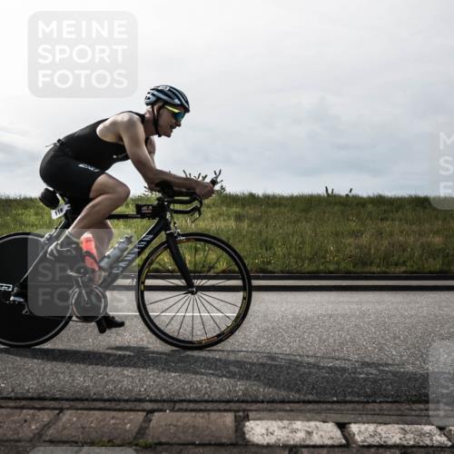 21.06.2026 - 29. Vierlanden-Triathlon H.Heesch http://msf.ph/oto/9869669 21.06.2026 09:12:16 Radfahren 32, 64, 116 meine-sportfotos.de