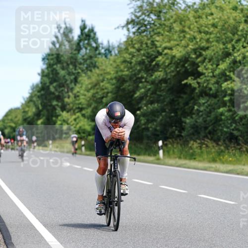 21.06.2026 - Viking Triathlon Michael Burmester http://msf.ph/oto/9869679 21.06.2026 12:30:29 Radfahren 99, 99, 104, 109, 137, 145, 180, 255, 286, 355, 359, 376, 422, 500, 631 meine-sportfotos.de