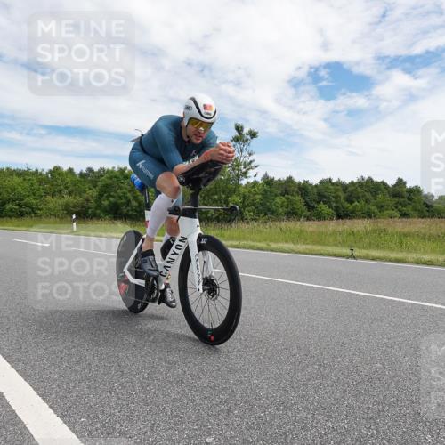 21.06.2026 - Viking Triathlon Michael Burmester http://msf.ph/oto/9869712 21.06.2026 12:04:33 Radfahren 73, 75, 78, 78, 96, 126, 172, 214, 252, 613, 659, 659, 665 meine-sportfotos.de