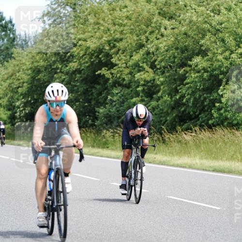 21.06.2026 - Viking Triathlon Michael Burmester http://msf.ph/oto/9869718 21.06.2026 12:30:37 Radfahren 99, 104, 109, 111, 113, 125, 137, 145, 180, 199, 286, 359, 376, 422, 500 meine-sportfotos.de