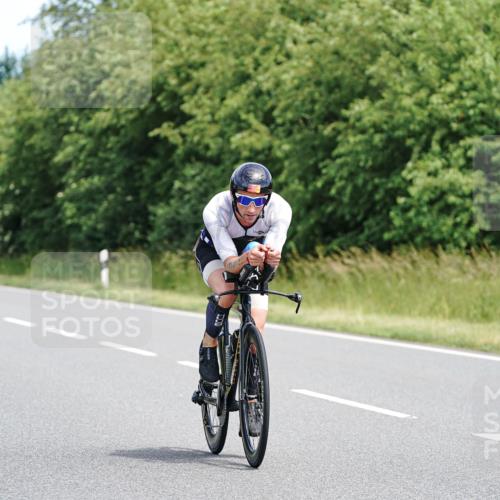 21.06.2026 - Viking Triathlon Michael Burmester http://msf.ph/oto/9869743 21.06.2026 12:30:40 Radfahren 34, 45, 99, 104, 109, 111, 113, 125, 137, 145, 180, 188, 199, 286, 327, 340, 359, 376, 500, 553, 567, 578, 663 meine-sportfotos.de