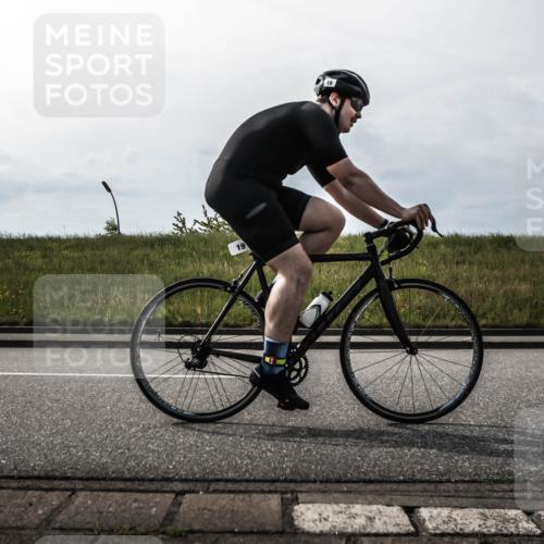 21.06.2026 - 29. Vierlanden-Triathlon H.Heesch http://msf.ph/oto/9869744 21.06.2026 09:13:15 Radfahren 19, 46, 54 meine-sportfotos.de