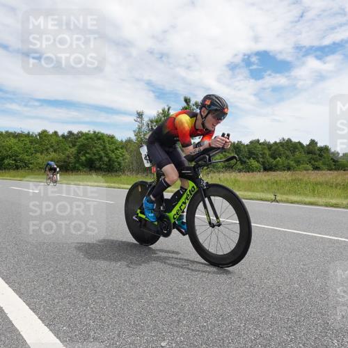 21.06.2026 - Viking Triathlon Michael Burmester http://msf.ph/oto/9869745 21.06.2026 12:04:57 Radfahren 83, 98, 142, 380, 467, 542, 642, 642, 645, 669 meine-sportfotos.de