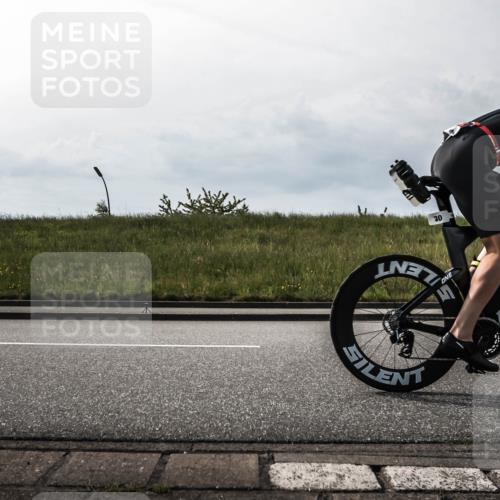 21.06.2026 - 29. Vierlanden-Triathlon H.Heesch http://msf.ph/oto/9869787 21.06.2026 09:14:21 Radfahren 30, 60, 210 meine-sportfotos.de