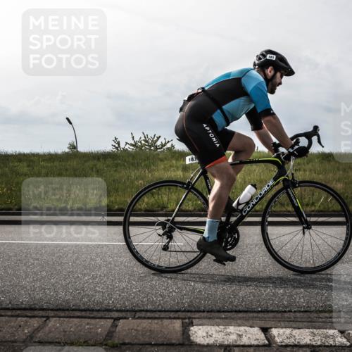 21.06.2026 - 29. Vierlanden-Triathlon H.Heesch http://msf.ph/oto/9869797 21.06.2026 09:14:42 Radfahren 183, 299, 302 meine-sportfotos.de