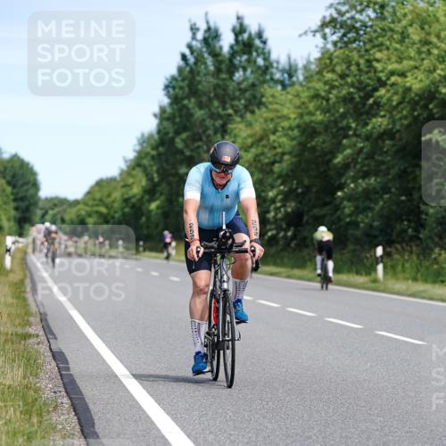 21.06.2026 - Viking Triathlon Michael Burmester http://msf.ph/oto/9869804 21.06.2026 12:30:55 Radfahren 34, 45, 107, 111, 113, 125, 151, 175, 188, 199, 241, 252, 296, 327, 340, 383, 445, 485, 553, 567, 574, 578, 663 meine-sportfotos.de