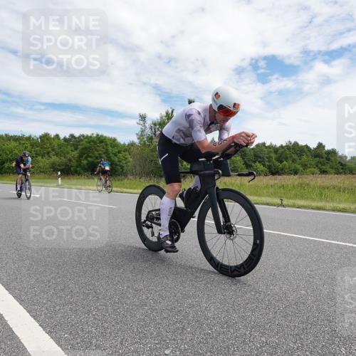 21.06.2026 - Viking Triathlon Michael Burmester http://msf.ph/oto/9869807 21.06.2026 12:05:32 Radfahren 16, 41, 53, 56, 86, 94, 132, 136, 165, 189, 198, 219, 239, 304, 364, 382, 407, 429, 442, 456, 474, 571, 634, 668 meine-sportfotos.de