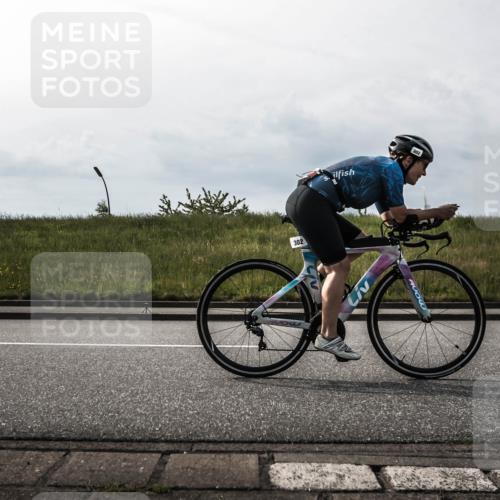21.06.2026 - 29. Vierlanden-Triathlon H.Heesch http://msf.ph/oto/9869810 21.06.2026 09:14:43 Radfahren 183, 299, 302 meine-sportfotos.de