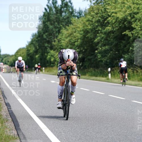21.06.2026 - Viking Triathlon Michael Burmester http://msf.ph/oto/9869816 21.06.2026 12:31:03 Radfahren 34, 45, 107, 125, 151, 175, 188, 241, 252, 296, 327, 340, 383, 414, 445, 485, 553, 567, 574, 578, 663 meine-sportfotos.de