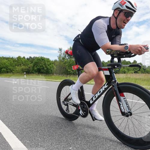 21.06.2026 - Viking Triathlon Michael Burmester http://msf.ph/oto/9869852 21.06.2026 12:05:39 Radfahren 16, 41, 53, 56, 86, 94, 132, 136, 165, 198, 219, 256, 289, 304, 364, 382, 407, 429, 442, 456, 546, 634, 668, 670 meine-sportfotos.de