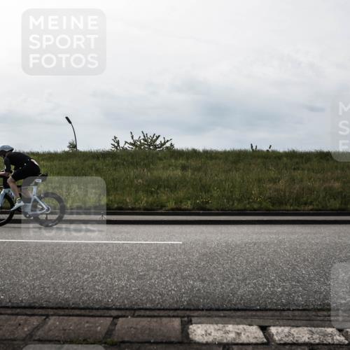 21.06.2026 - 29. Vierlanden-Triathlon H.Heesch http://msf.ph/oto/9869853 21.06.2026 09:15:32 Radfahren 10, 14, 192 meine-sportfotos.de