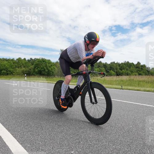 21.06.2026 - Viking Triathlon Michael Burmester http://msf.ph/oto/9869881 21.06.2026 12:05:56 Radfahren 26, 58, 256, 282, 289, 532, 546, 625, 670 meine-sportfotos.de