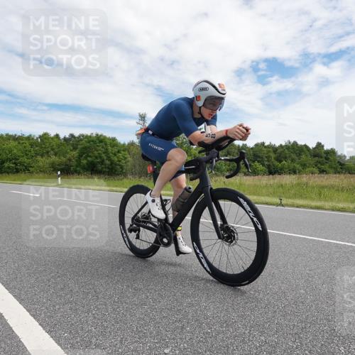 21.06.2026 - Viking Triathlon Michael Burmester http://msf.ph/oto/9869886 21.06.2026 12:05:59 Radfahren 26, 58, 282, 289, 532, 625, 670 meine-sportfotos.de