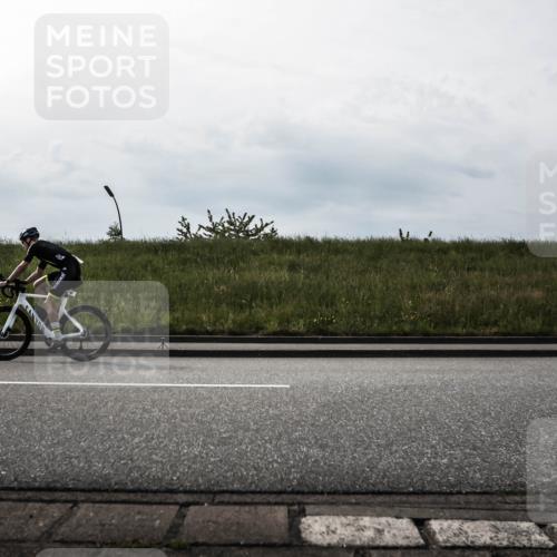 21.06.2026 - 29. Vierlanden-Triathlon H.Heesch http://msf.ph/oto/9869895 21.06.2026 09:16:23 Radfahren 61 meine-sportfotos.de