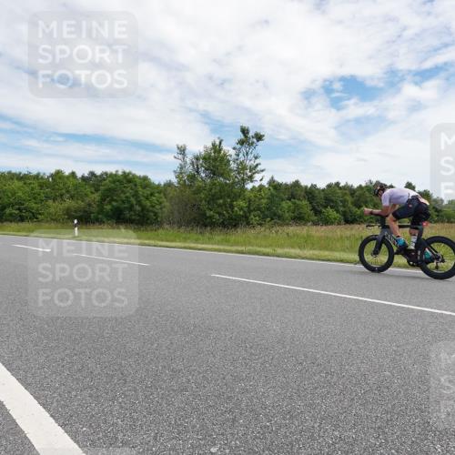 21.06.2026 - Viking Triathlon Michael Burmester http://msf.ph/oto/9869917 21.06.2026 12:06:14 Radfahren 26, 38, 218, 455, 532 meine-sportfotos.de