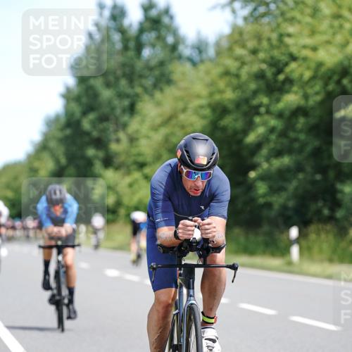 21.06.2026 - Viking Triathlon Michael Burmester http://msf.ph/oto/9869919 21.06.2026 12:31:58 Radfahren 27, 33, 75, 337, 365, 382, 482, 489, 532, 640, 641, 658 meine-sportfotos.de