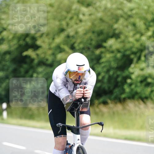 21.06.2026 - Viking Triathlon Michael Burmester http://msf.ph/oto/9869950 21.06.2026 12:32:03 Radfahren 33, 75, 303, 365, 382, 393, 482, 489, 513, 532, 601, 640, 641, 658 meine-sportfotos.de