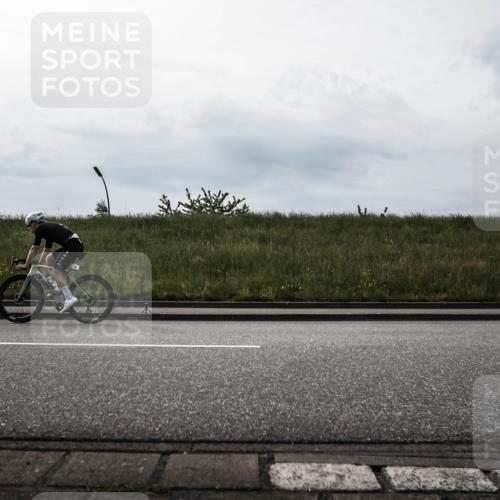 21.06.2026 - 29. Vierlanden-Triathlon H.Heesch http://msf.ph/oto/9869958 21.06.2026 09:17:53 Radfahren 55, 78, 106, 226 meine-sportfotos.de