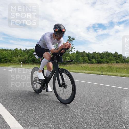 21.06.2026 - Viking Triathlon Michael Burmester http://msf.ph/oto/9869961 21.06.2026 12:07:14 Radfahren 44, 60, 166, 212, 267, 316, 348, 387, 419, 608, 615 meine-sportfotos.de