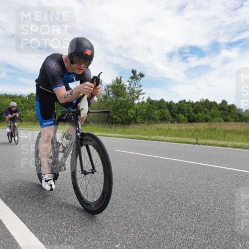 21.06.2026 - Viking Triathlon Michael Burmester http://msf.ph/oto/9869996 21.06.2026 12:07:24 Radfahren 44, 118, 163, 166, 226, 245, 267, 316, 387, 419, 562, 608 meine-sportfotos.de