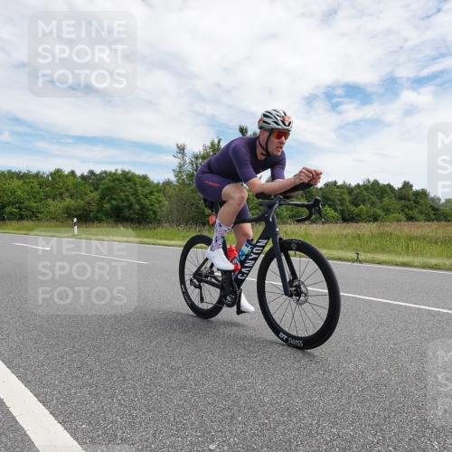 21.06.2026 - Viking Triathlon Michael Burmester http://msf.ph/oto/9869999 21.06.2026 12:07:25 Radfahren 44, 97, 118, 163, 166, 226, 245, 267, 316, 387, 419, 562, 608 meine-sportfotos.de